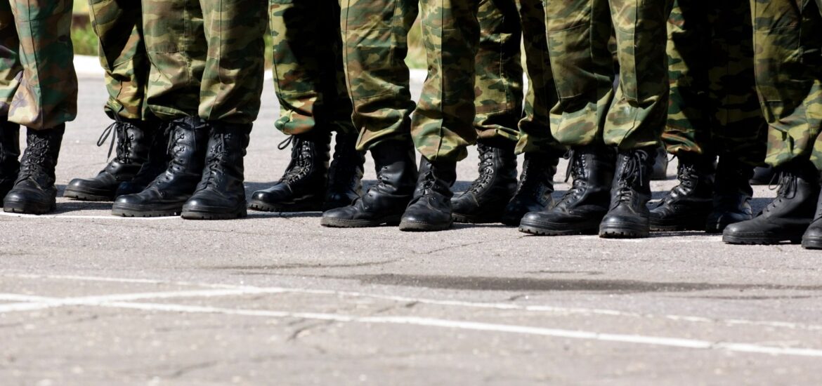 139216militares-do-niger-anunciam-golpe-de-estado-e-suspendem-constituicao-3