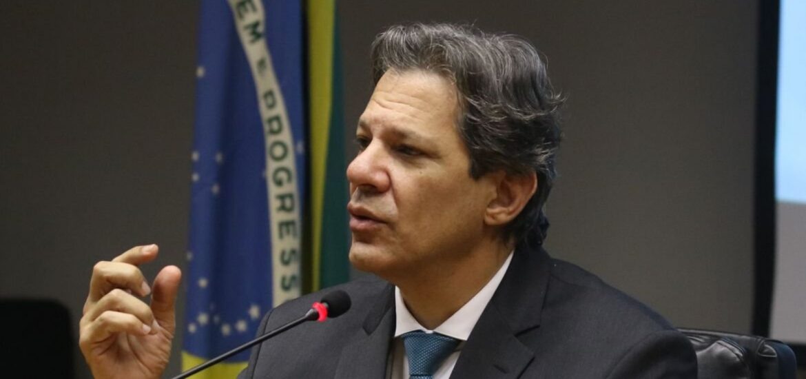 139849haddad-reconhece-atritos-entre-os-poderes-e-critica-camara-esta-com-um-poder-muito-grande-3
