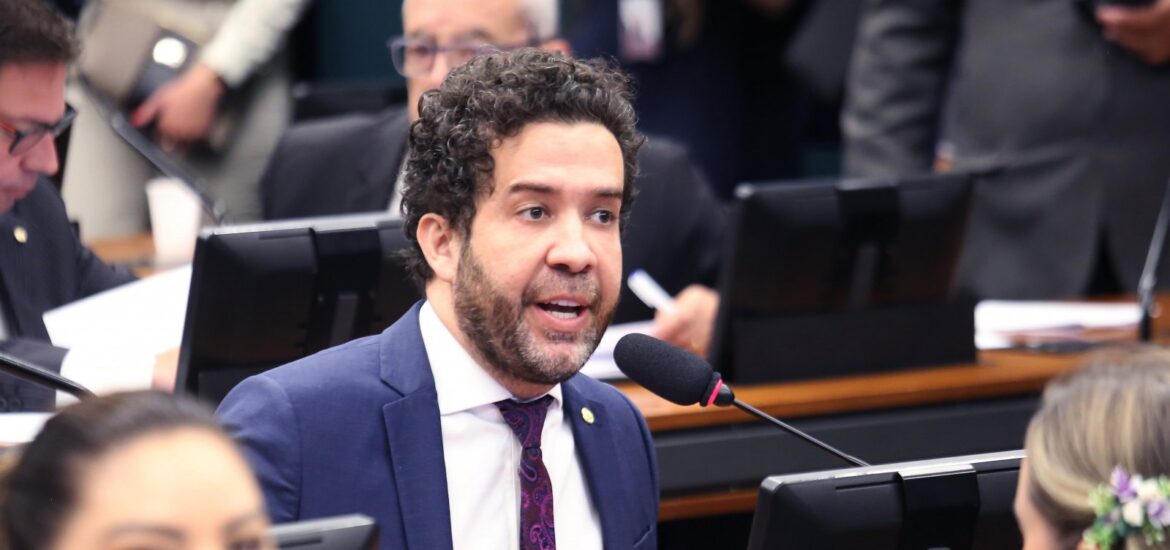 142225em-conversa-vazada-andre-janones-diz-que-seu-primo-quer-roubar-milhoes-3