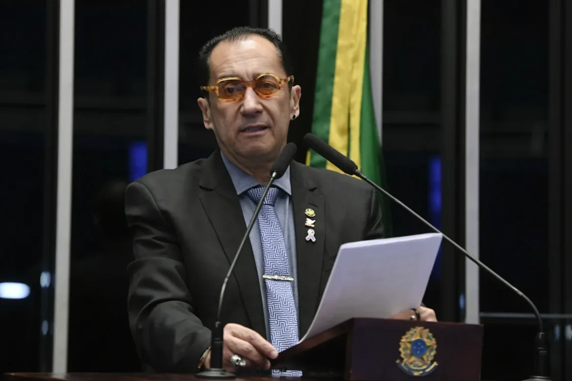Relator-de-emenda-no-Senado-quer-proibir-militares0124567700202310161327-ScaleDownProportional