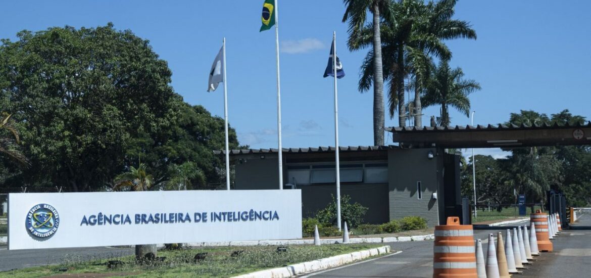 145574governo-lula-analisa-demitir-cupula-da-abin-apos-avanco-das-investigacoes-sobre-esquema-de-espionagem-3