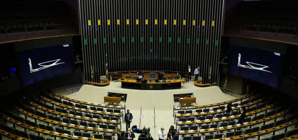 150737projeto-quer-proibir-participacao-de-magistrados-em-eventos-pagos-por-quem-tem-acoes-em-tribunais-3