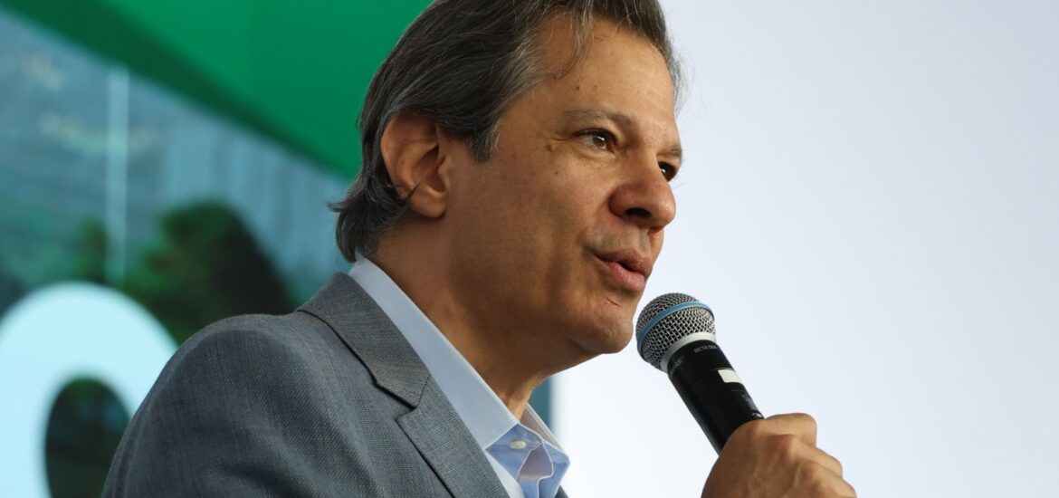 152543fazenda-nega-estar-analisando-cobranca-de-mensalidade-em-universidades-federais-3