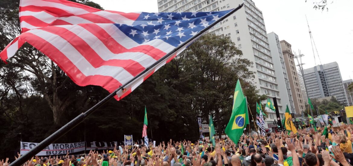 169873rui-costa-critica-uso-de-bandeira-dos-eua-em-ato-pro-bolsonaro-no-7-de-setembro-3