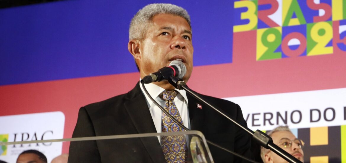 170242jeronimo-rodrigues-envia-a-alba-projeto-de-abono-para-professores-da-rede-estadual-3