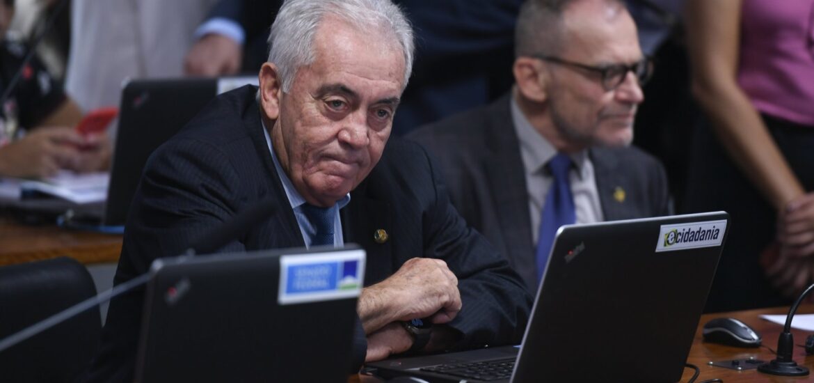 170288presidente-da-ccj-no-senado-otto-diz-que-pec-da-blindagem-nao-passa-de-jeito-nenhum-3