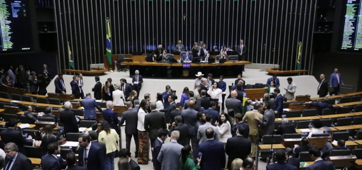 171230conselho-de-etica-pauta-abertura-de-acao-contra-deputados-por-motim-na-casa-3
